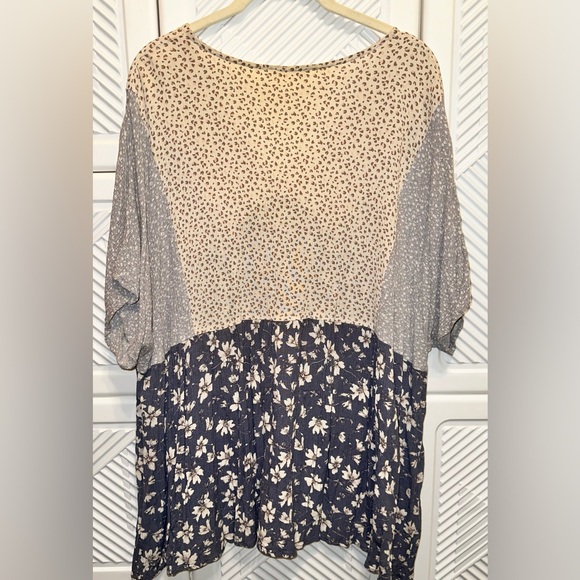 Multi-Pattern Womens Top - Picture 3 of 5